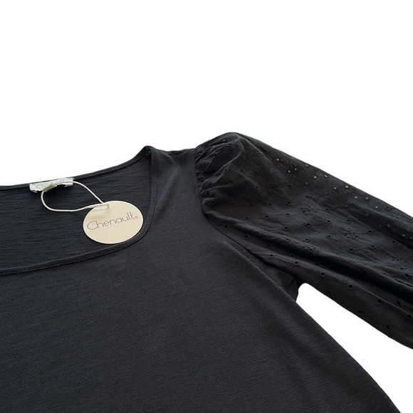 Status By Chenault Black Top With Eyelet 3/4 Length Puff Sleeve - Size Large - Picture 5 of 9